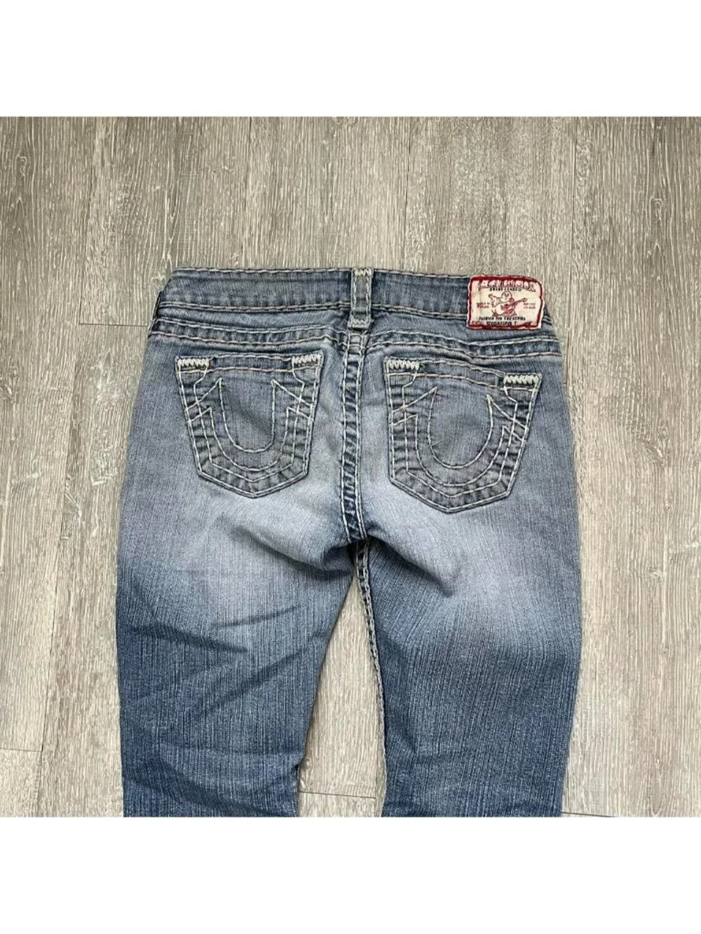 Light Wash Blue / White Vintage Early 2000’s Y2K True Religion Denim Jeans - Picture 3 of 5